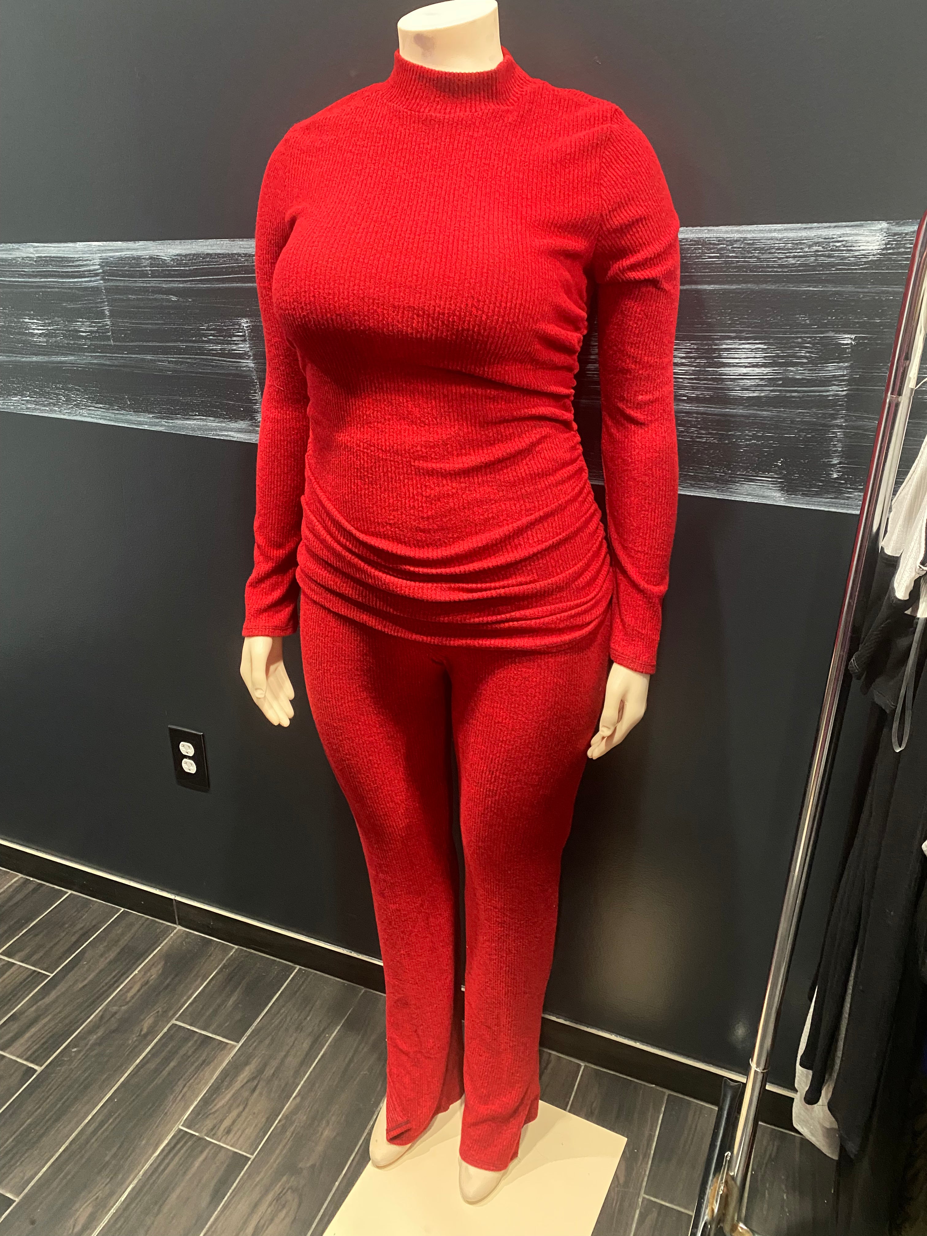 Red Crunch Outfit